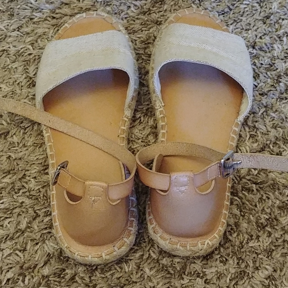 Espiadrille sandals